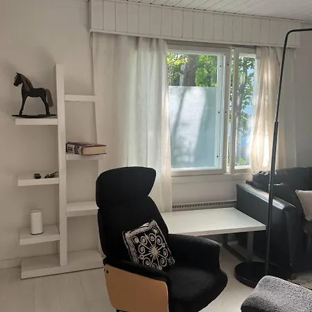 The Red Residence, Centre Villa *