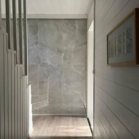 Villa The Red Residence, Centre *