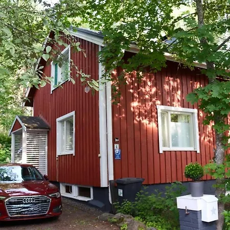 The Red Residence, Centre Villa *