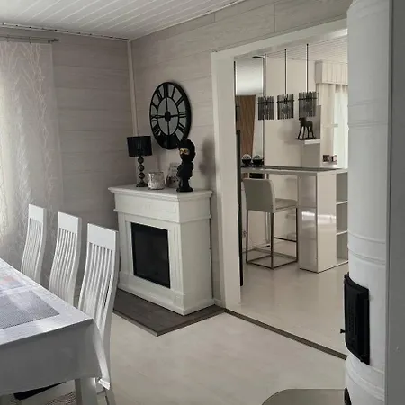 The Red Residence, Centre Savonlinna