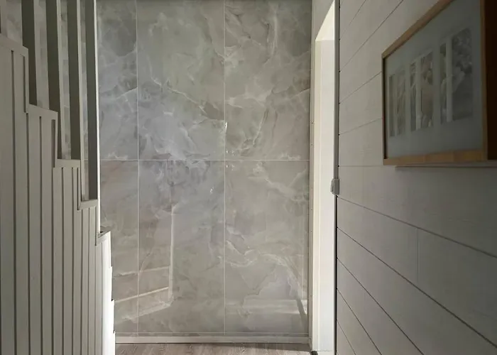 Villa The Red Residence, Centre *