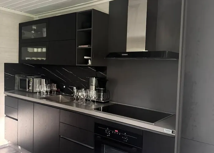 The Red Residence, Centre