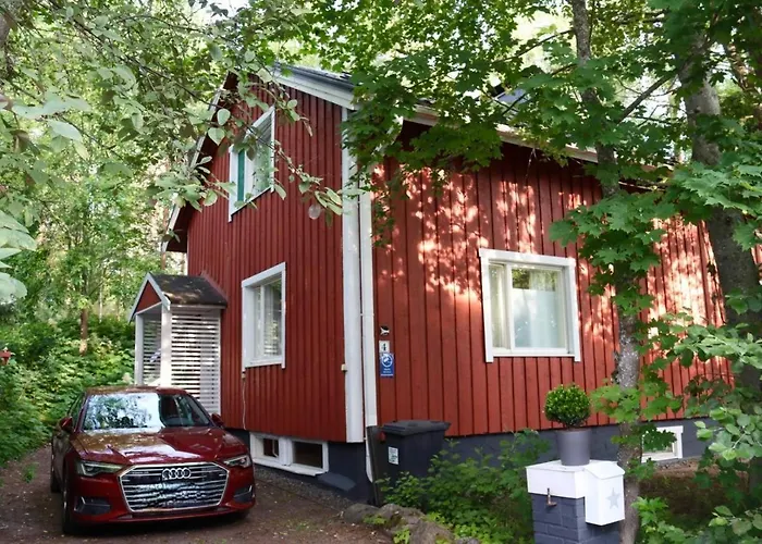 The Red Residence, Centre Villa *