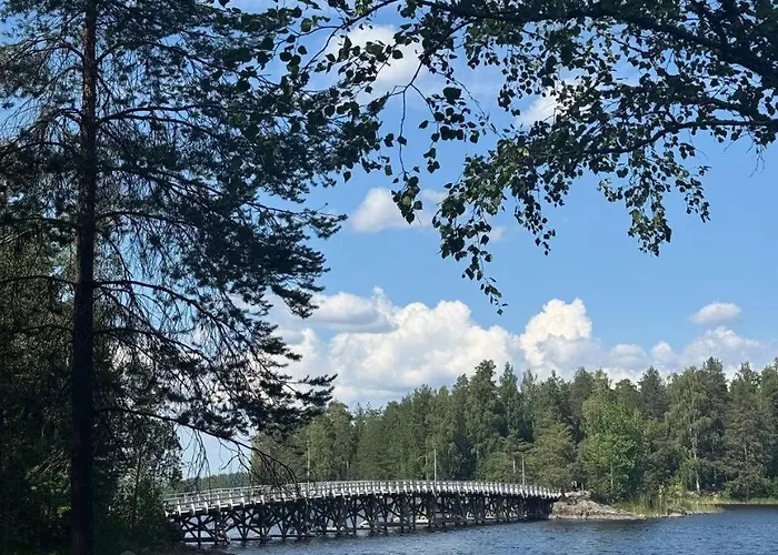 The Red Residence, Centre Savonlinna