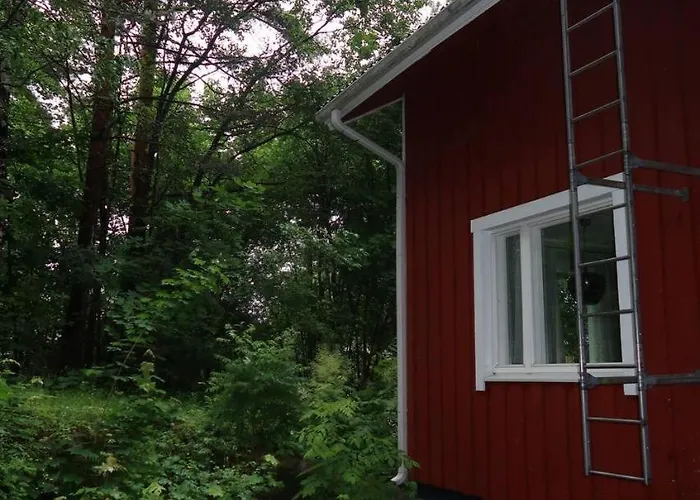 The Red Residence, Centre Savonlinna